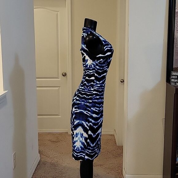 BRAND NEW WOMEN'S JENNIFER LOPEZ CHAIN BODYCON DRESS - Picture 5 of 12